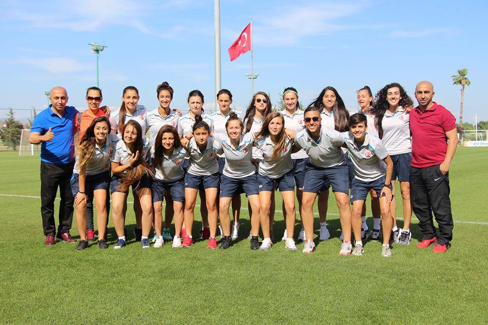 Haydi Antalya!!1207 Antalyaspor Kadın Futbol Takımı Desteğinizi Bekliyor.